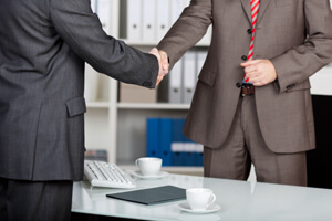 business-handshake-lawyer