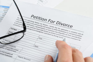 Buffalo Divorce Attorney Explains Contested and an Uncontested Divorce