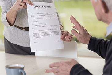 Buffalo Lawyer Discusses Serving Your Spouse with Divorce Papers Buffalo Lawyer Discusses Serving Your Spouse with Divorce Papers